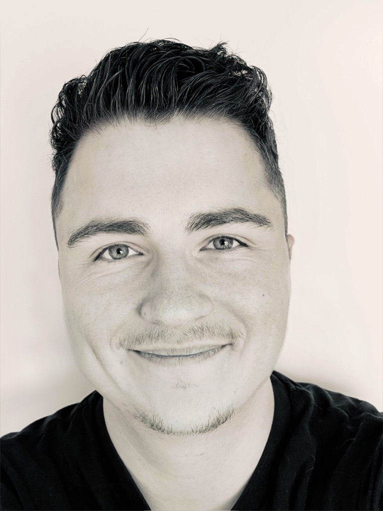 Avery — frontend developer